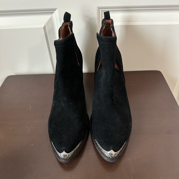 Jeffrey Campbell Black Cromwell Western Cutout Ankle Boot Size 9 - Picture 2 of 9